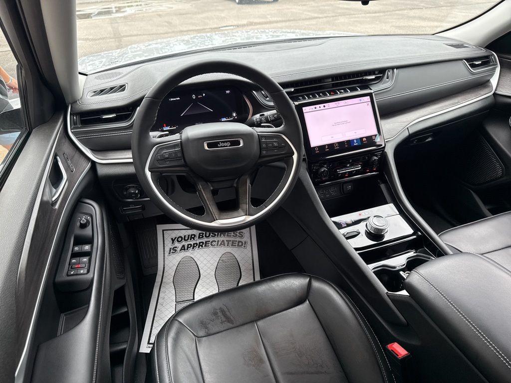 used 2023 Jeep Grand Cherokee car
