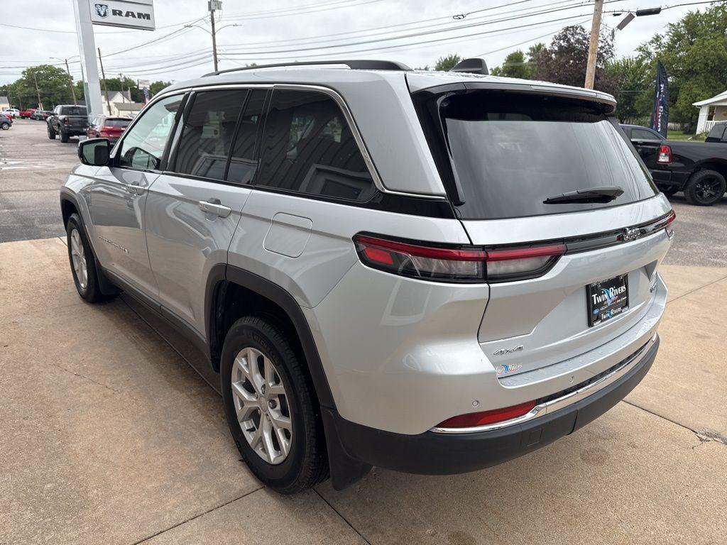 used 2023 Jeep Grand Cherokee car