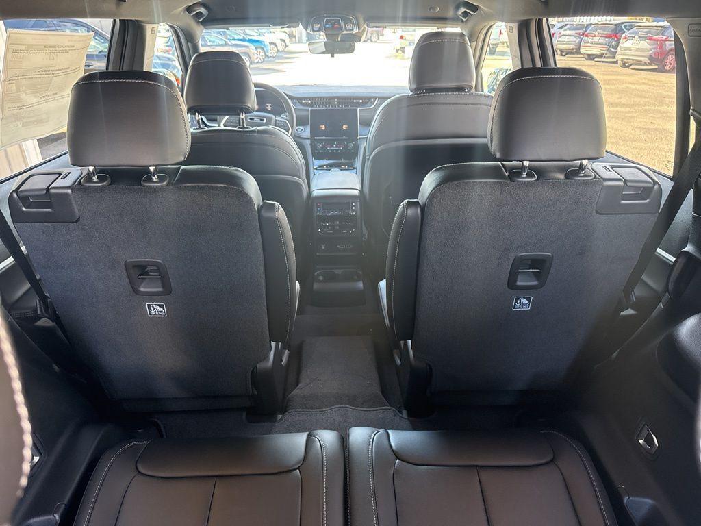 new 2025 Jeep Grand Cherokee L car, priced at $49,025