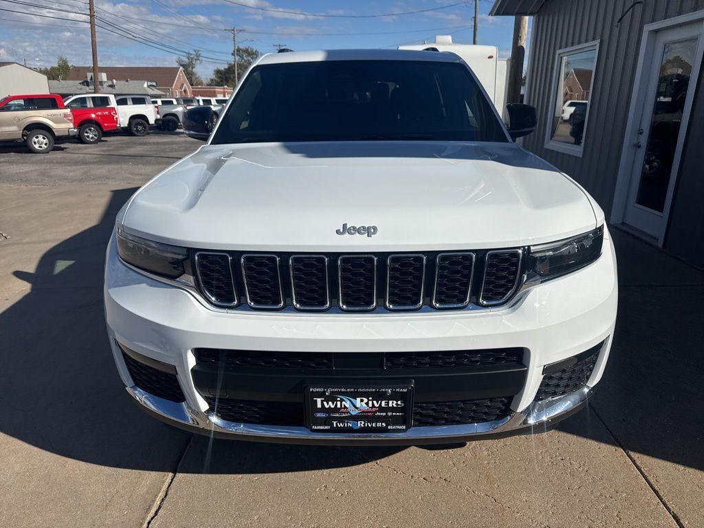 new 2025 Jeep Grand Cherokee L car, priced at $49,025