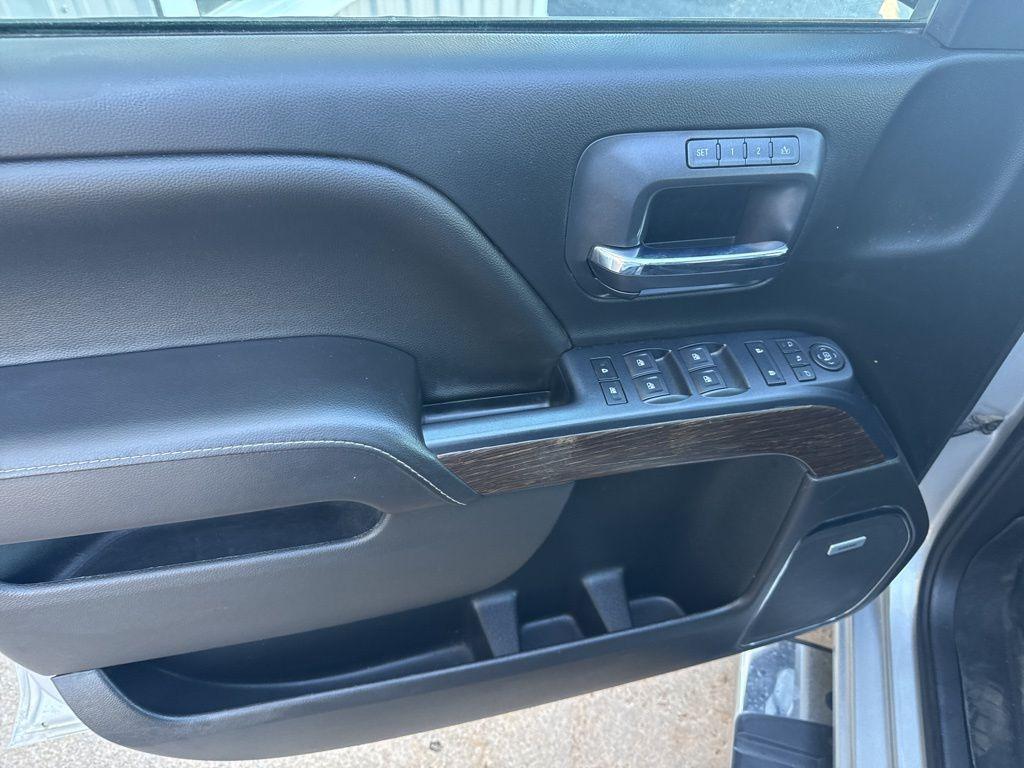 used 2017 GMC Sierra 1500 car, priced at $33,995