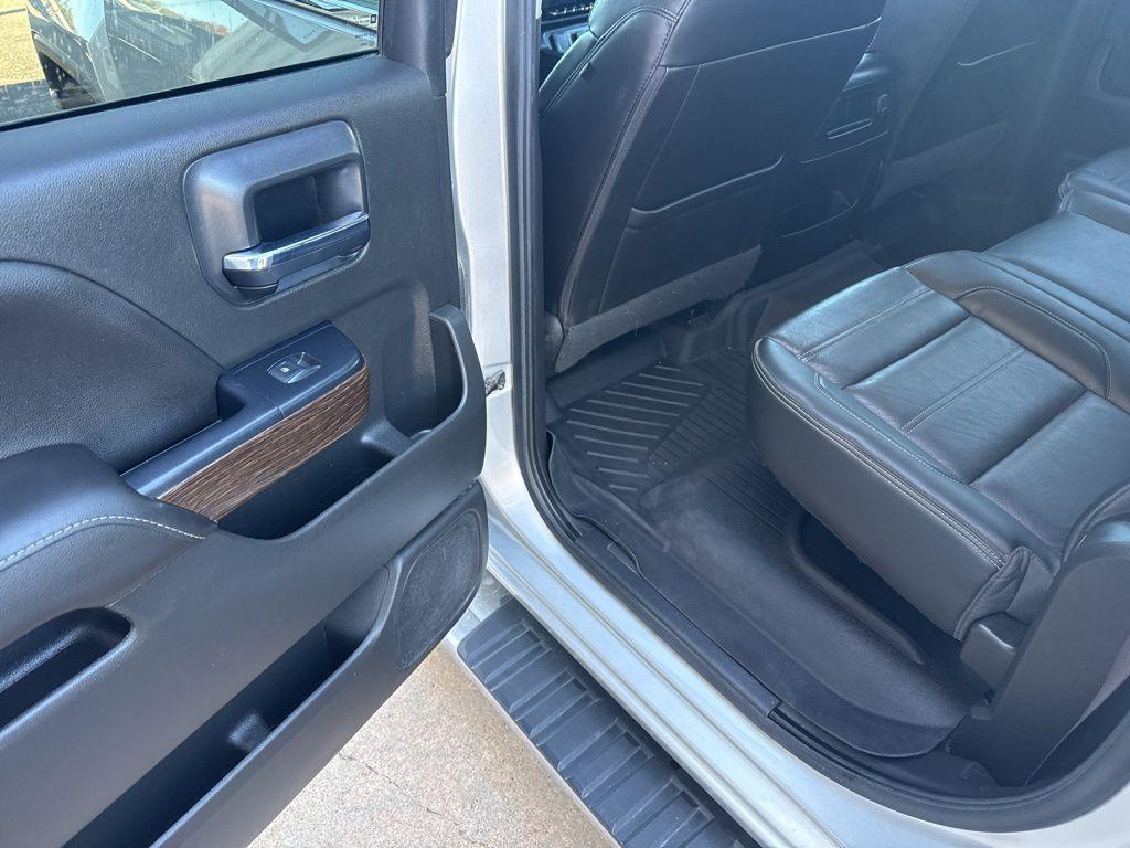 used 2017 GMC Sierra 1500 car, priced at $33,995