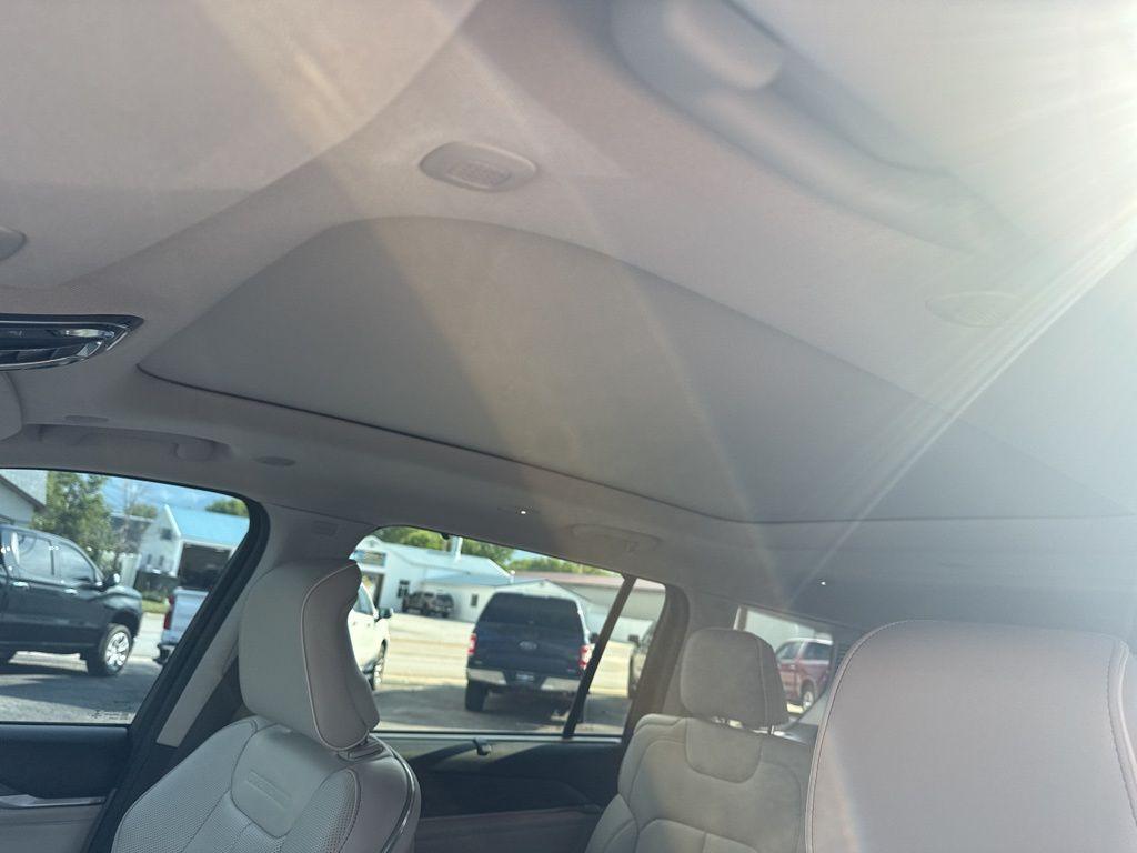 used 2023 Jeep Grand Cherokee L car