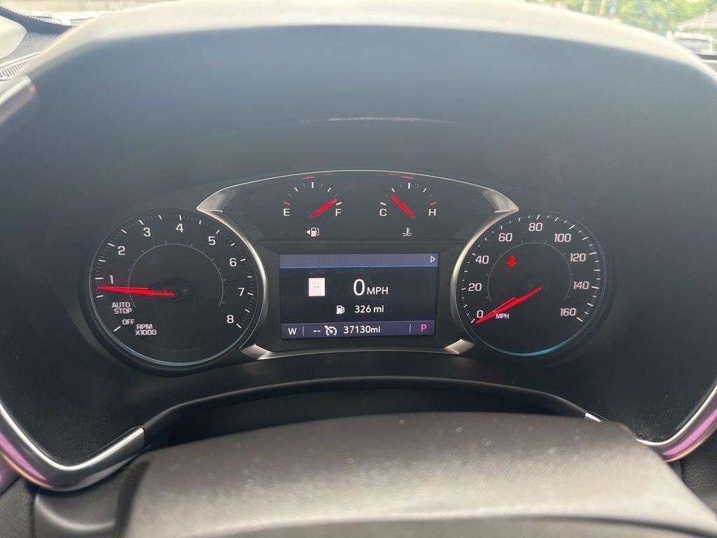 used 2022 Chevrolet Equinox car, priced at $26,985