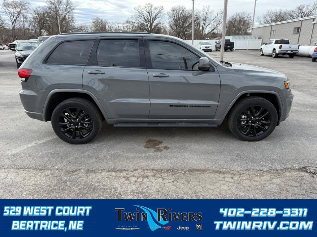 used 2022 Jeep Grand Cherokee WK car