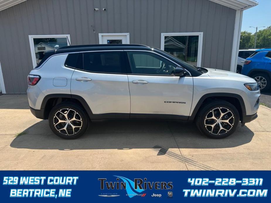 new 2024 Jeep Compass car, priced at $39,210