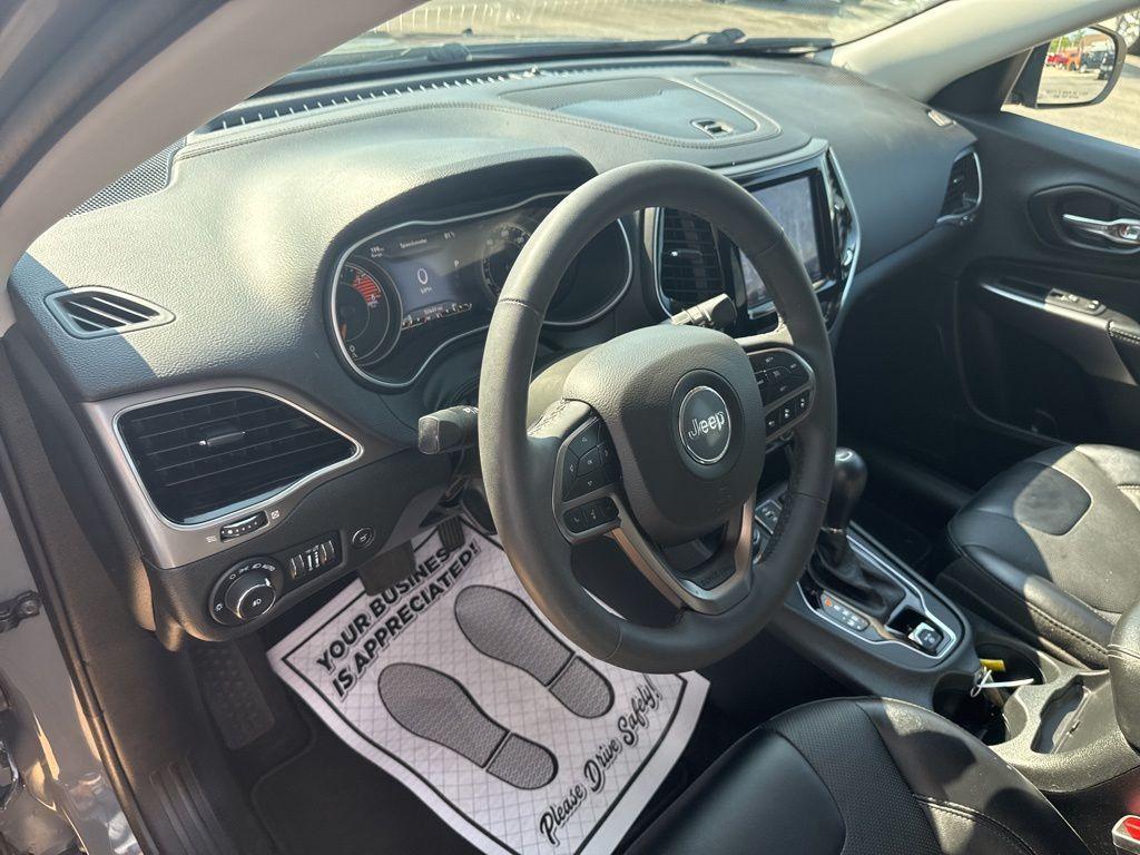 used 2022 Jeep Cherokee car, priced at $27,995