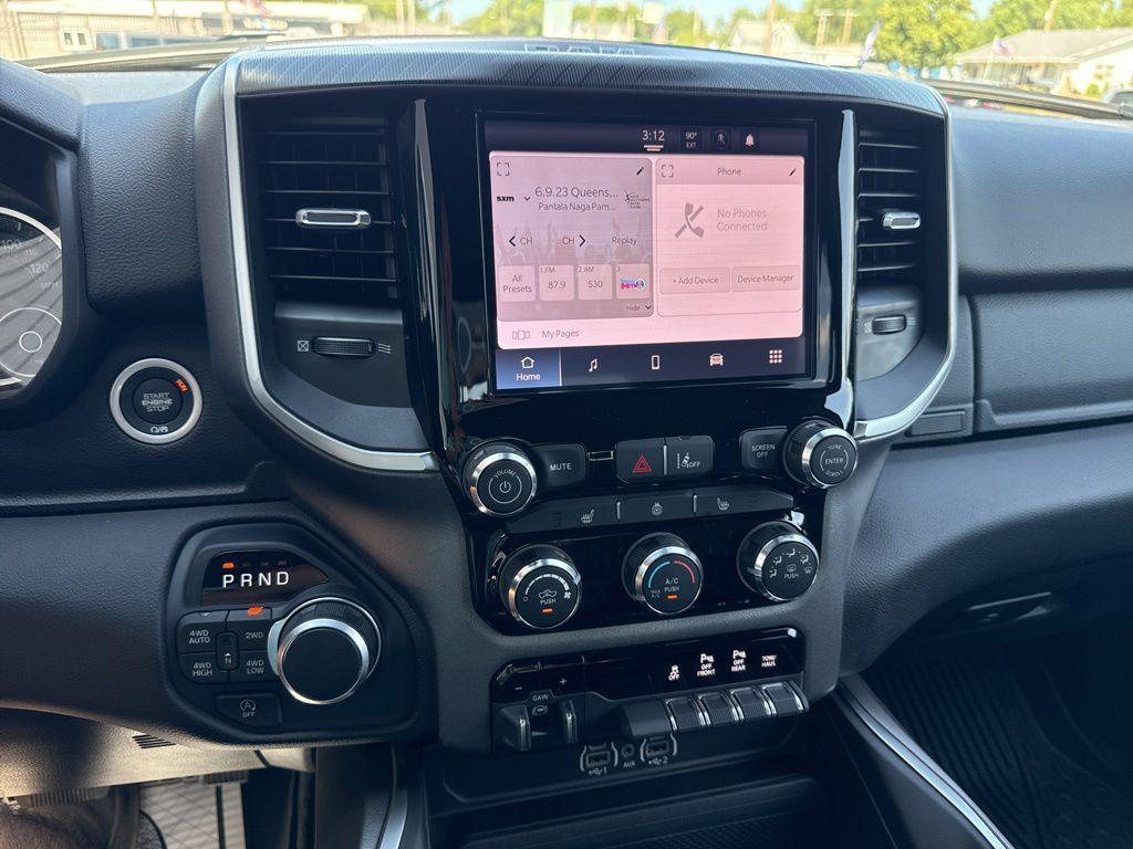 new 2025 Ram 1500 car