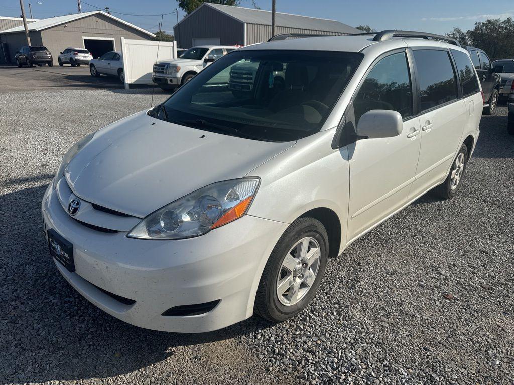 used 2009 Toyota Sienna car, priced at $9,995