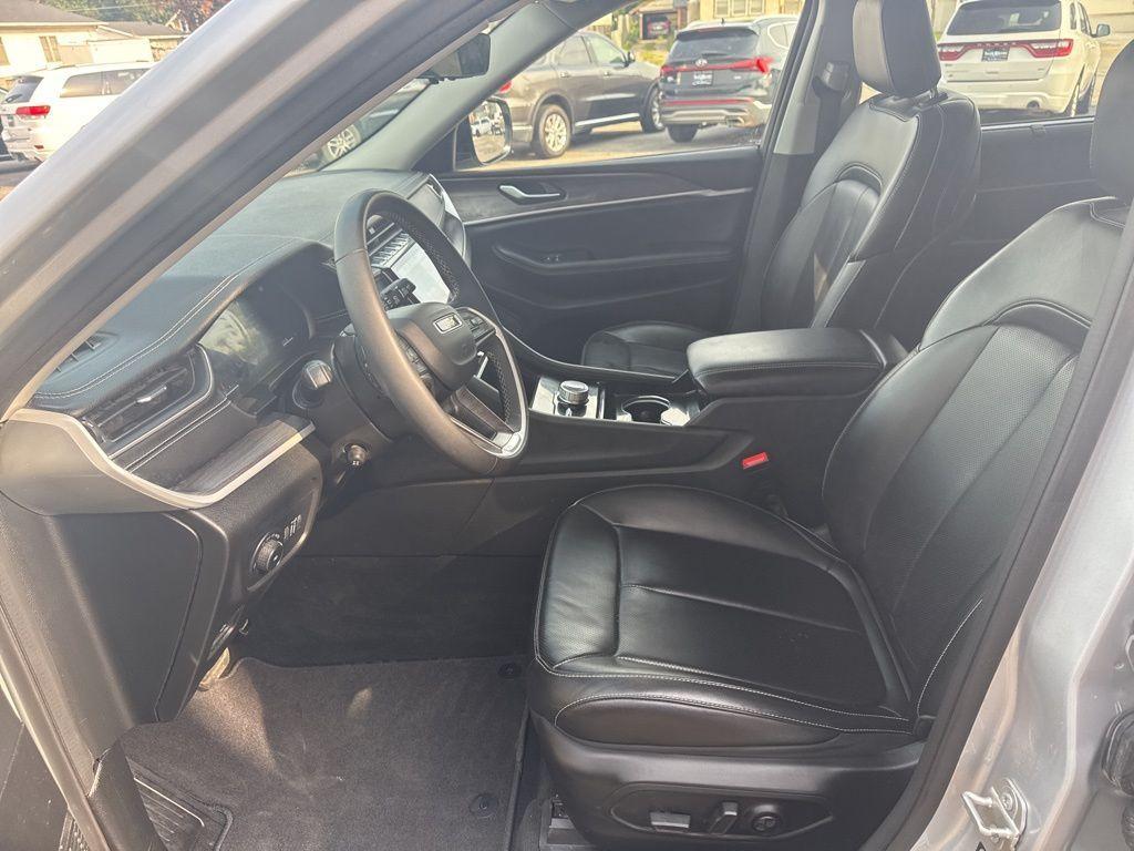 used 2023 Jeep Grand Cherokee L car, priced at $33,995