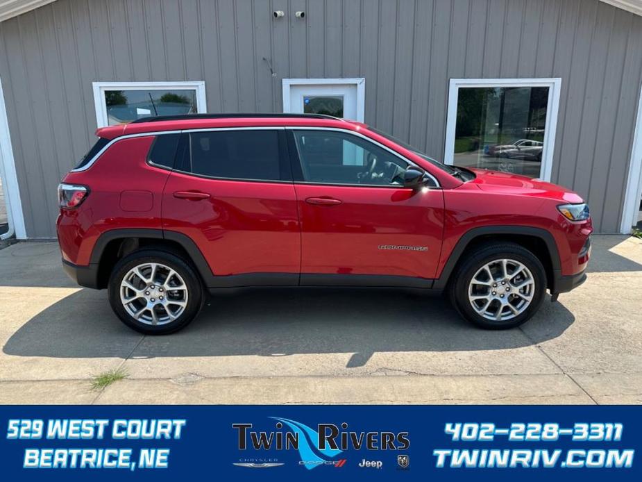 new 2024 Jeep Compass car, priced at $34,085