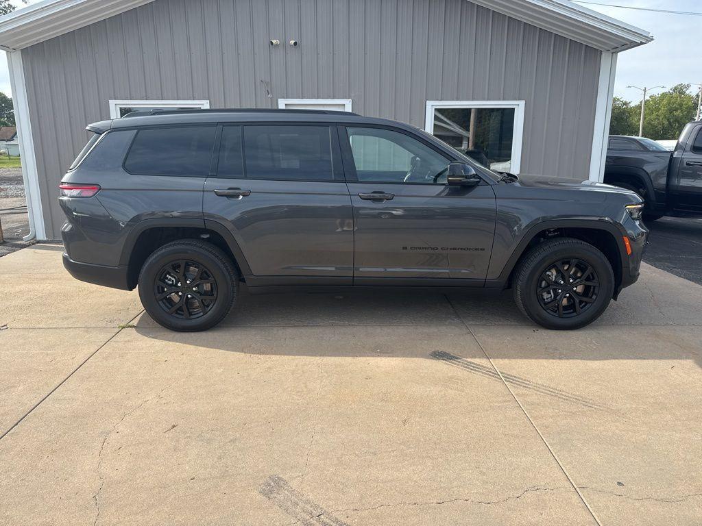 new 2025 Jeep Grand Cherokee L car, priced at $45,503