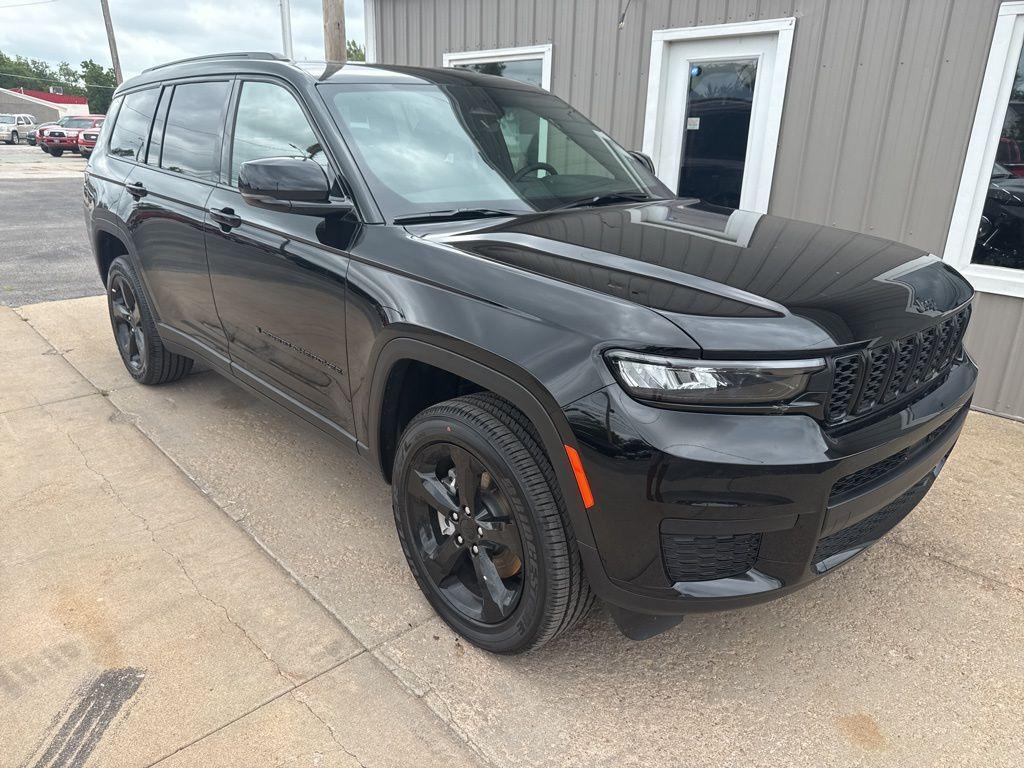 new 2025 Jeep Grand Cherokee L car