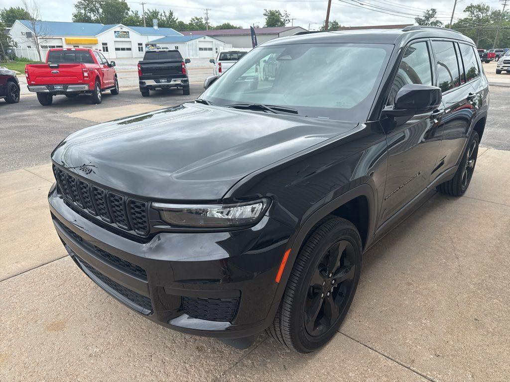 new 2025 Jeep Grand Cherokee L car