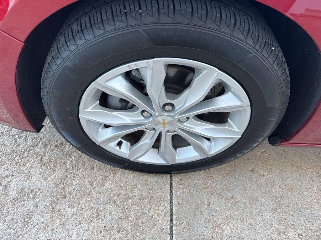 used 2024 Chevrolet Malibu car, priced at $24,995