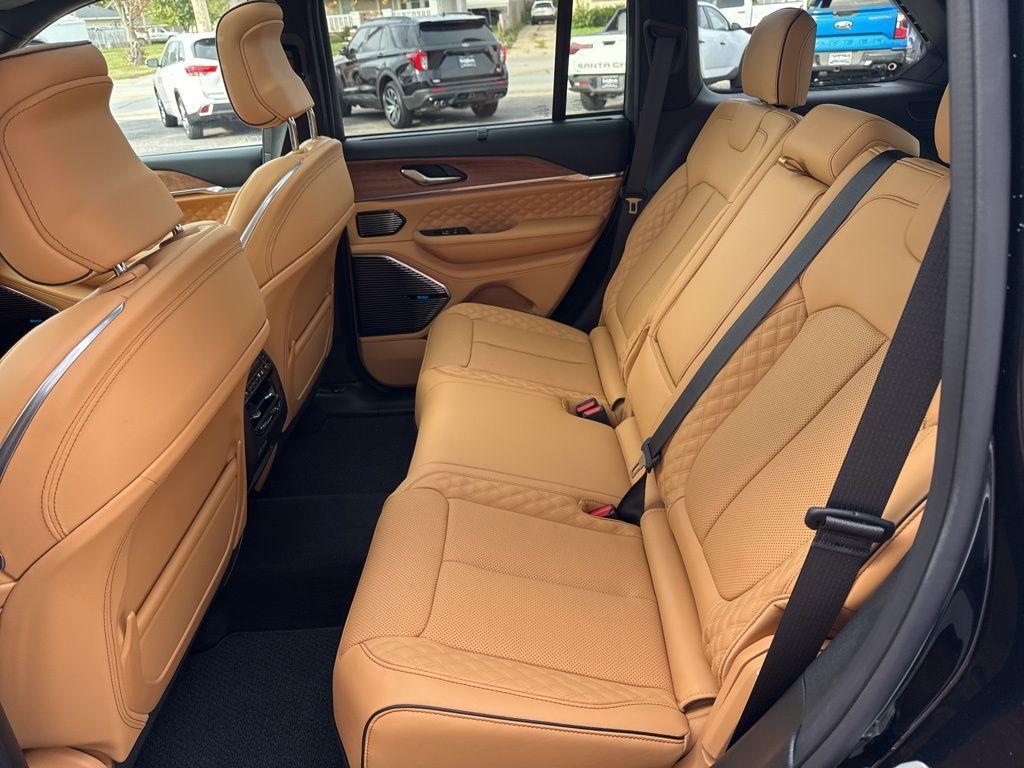 new 2025 Jeep Grand Cherokee car, priced at $74,420