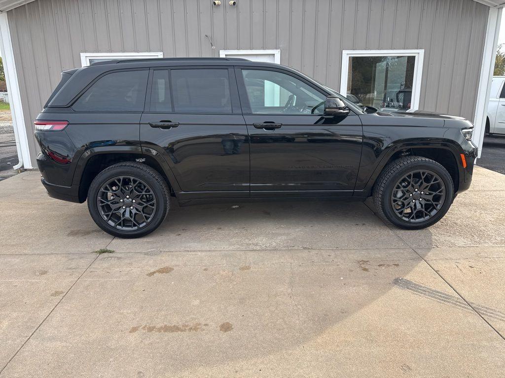new 2025 Jeep Grand Cherokee car, priced at $74,420