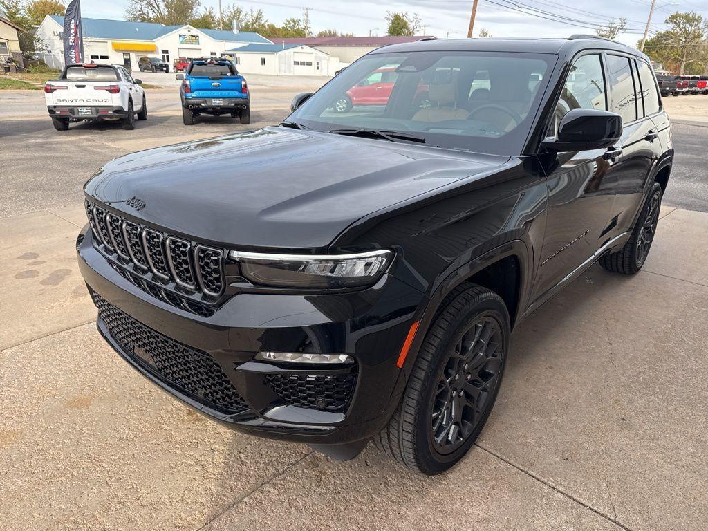new 2025 Jeep Grand Cherokee car, priced at $74,420