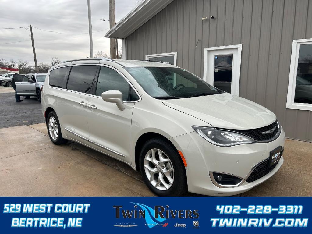 used 2020 Chrysler Pacifica car