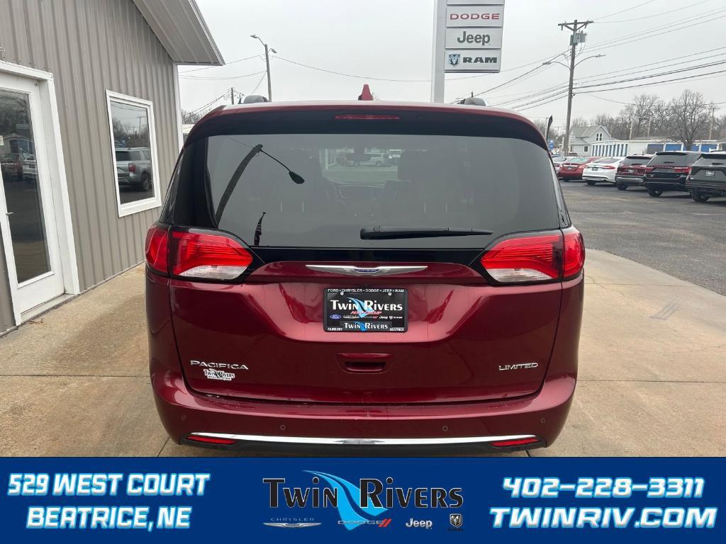 used 2020 Chrysler Pacifica car