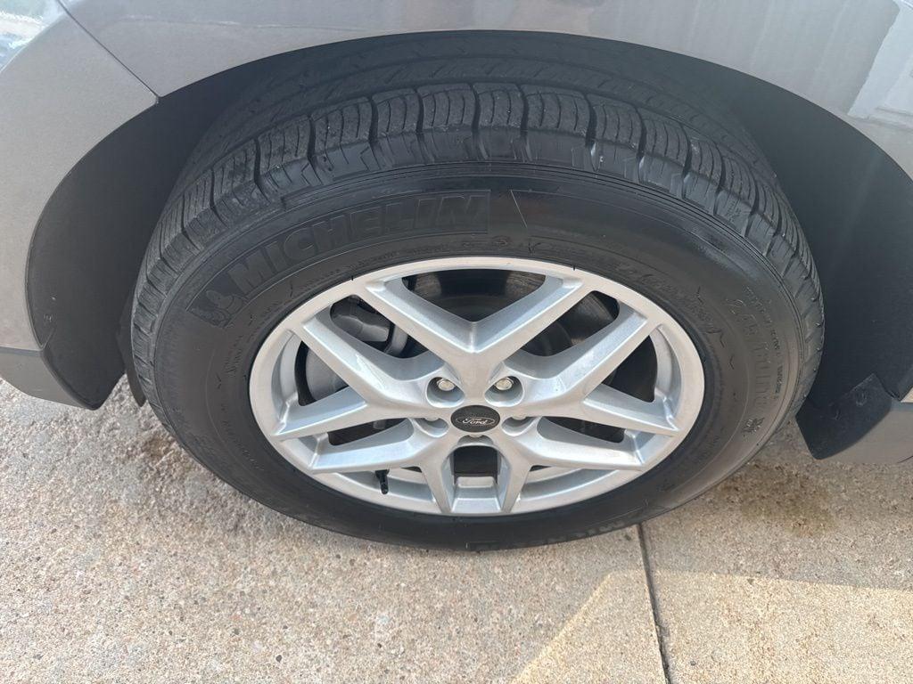 used 2024 Ford Edge car, priced at $29,895