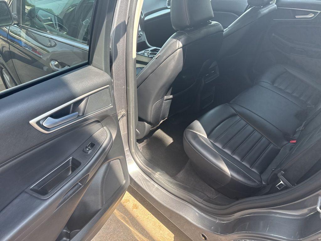 used 2024 Ford Edge car, priced at $29,895