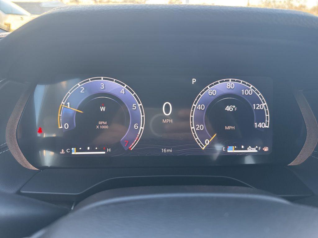 new 2025 Jeep Grand Cherokee car, priced at $43,490