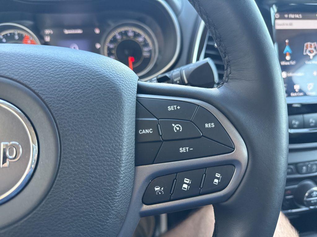 used 2019 Jeep Cherokee car, priced at $29,995