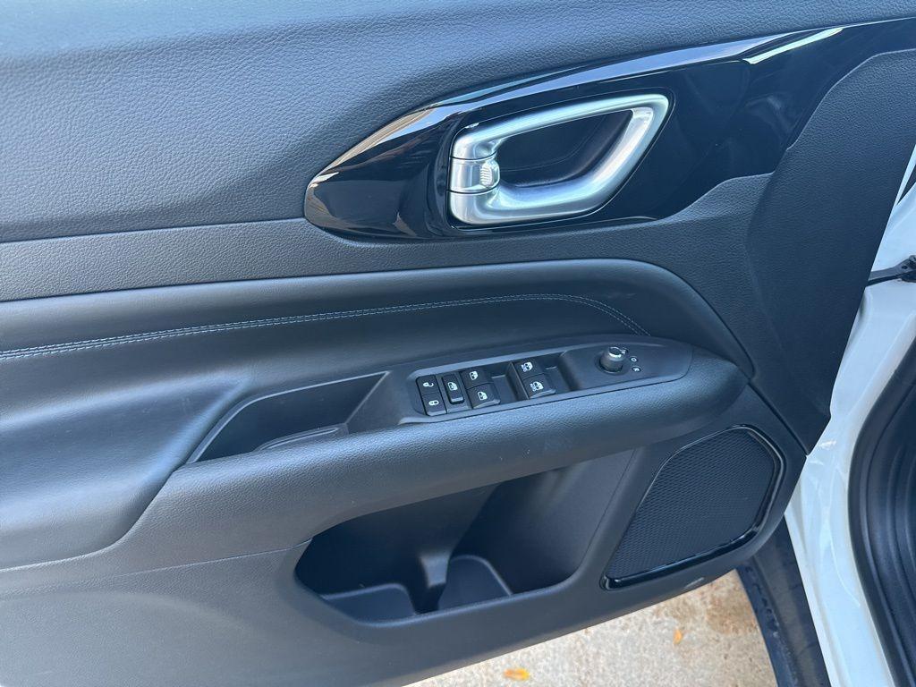 new 2026 Jeep Compass car, priced at $36,525