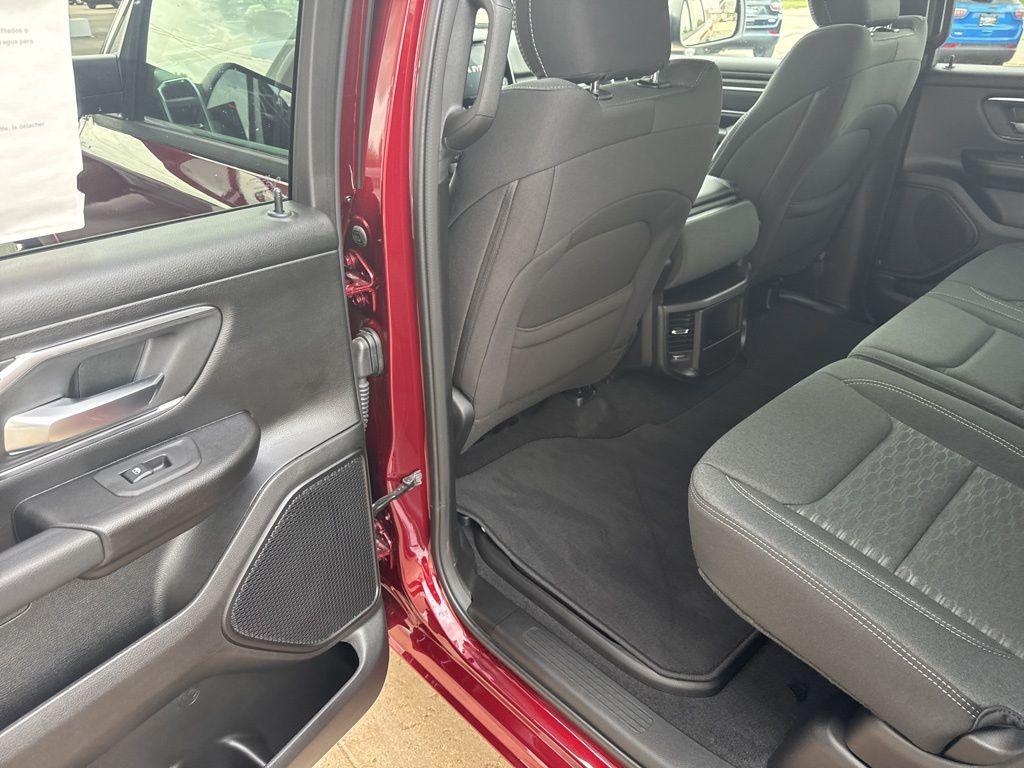 new 2025 Ram 1500 car, priced at $46,924