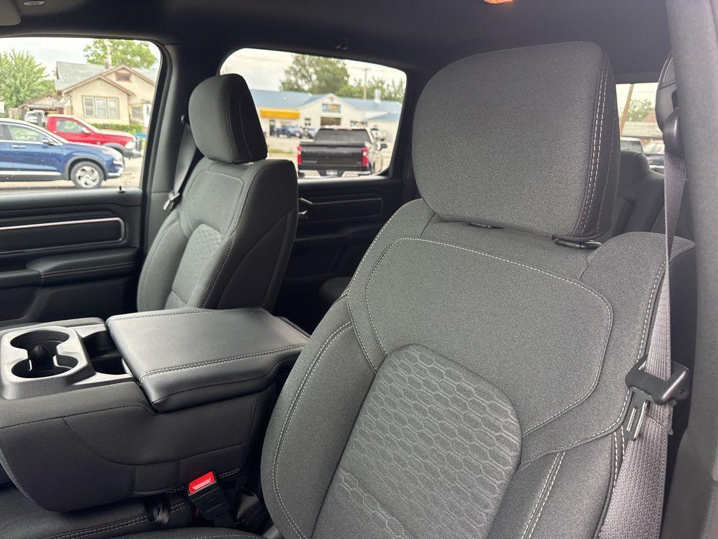 new 2025 Ram 1500 car, priced at $46,924