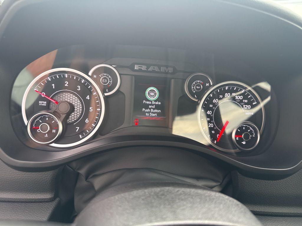 new 2025 Ram 1500 car, priced at $46,924