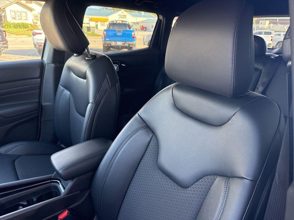 new 2026 Jeep Compass car, priced at $33,038