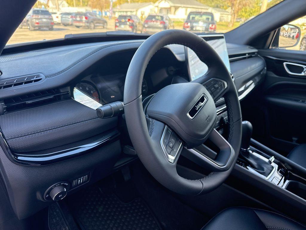 new 2026 Jeep Compass car, priced at $33,038