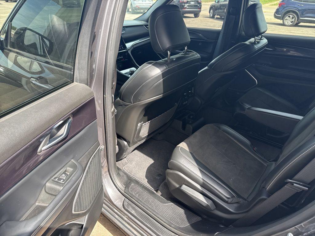 used 2021 Jeep Grand Cherokee L car, priced at $32,885
