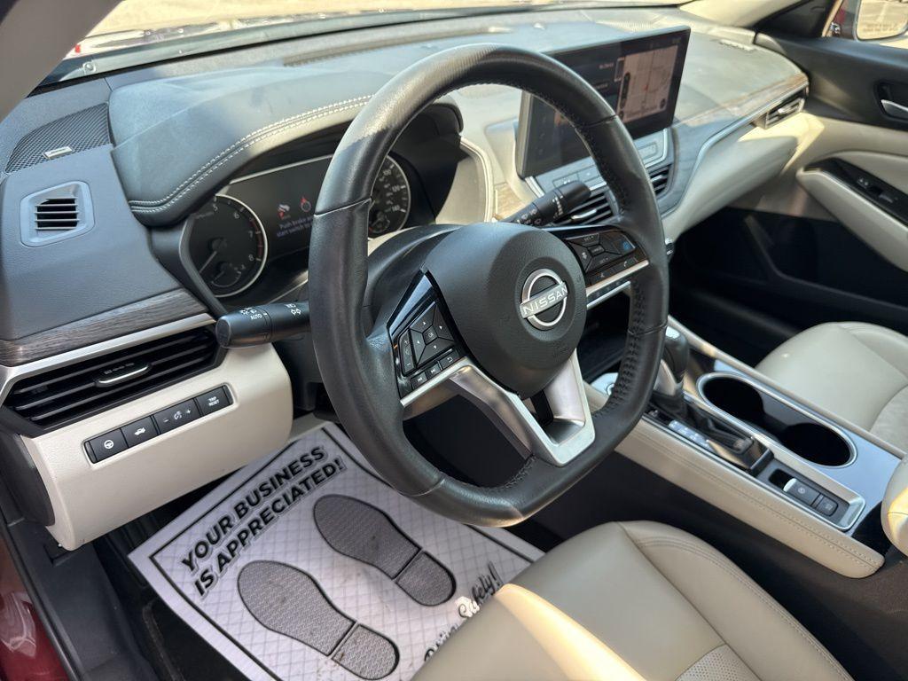 used 2024 Nissan Altima car