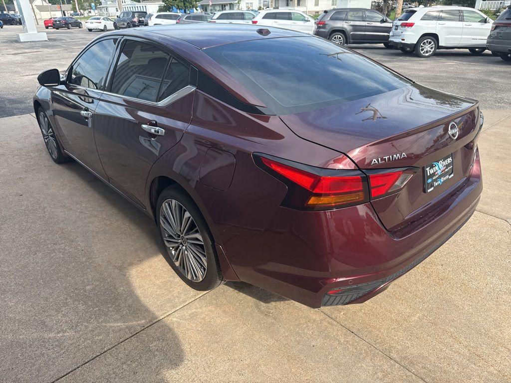 used 2024 Nissan Altima car, priced at $30,885