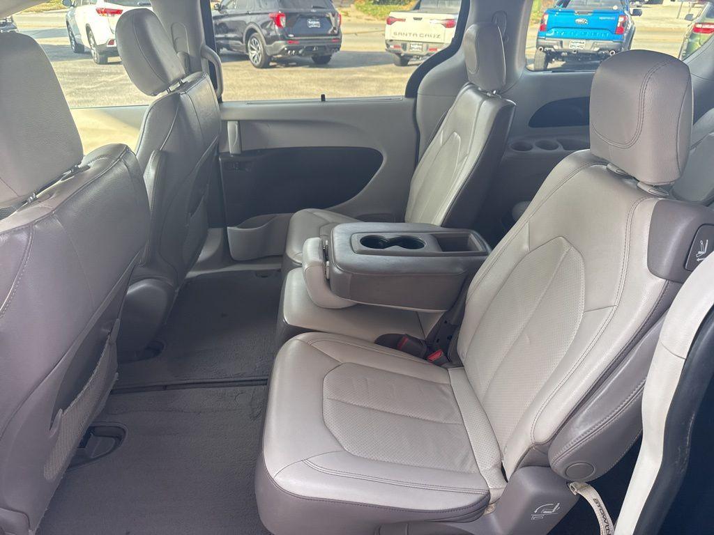 used 2018 Chrysler Pacifica car, priced at $13,995