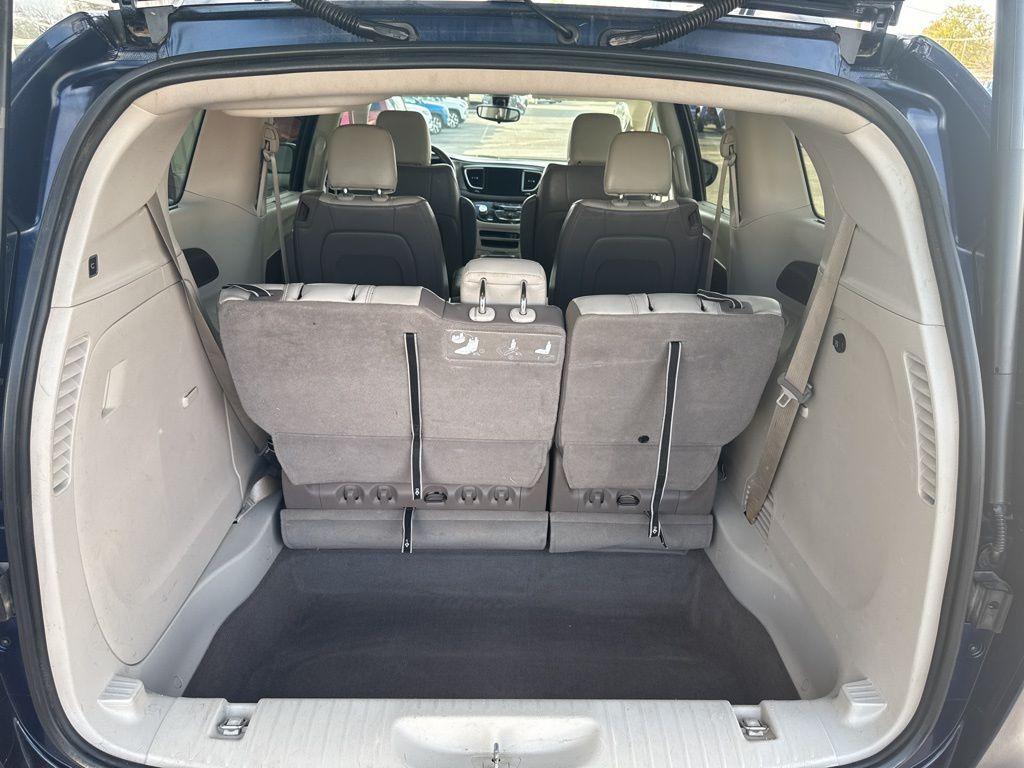 used 2018 Chrysler Pacifica car, priced at $13,995