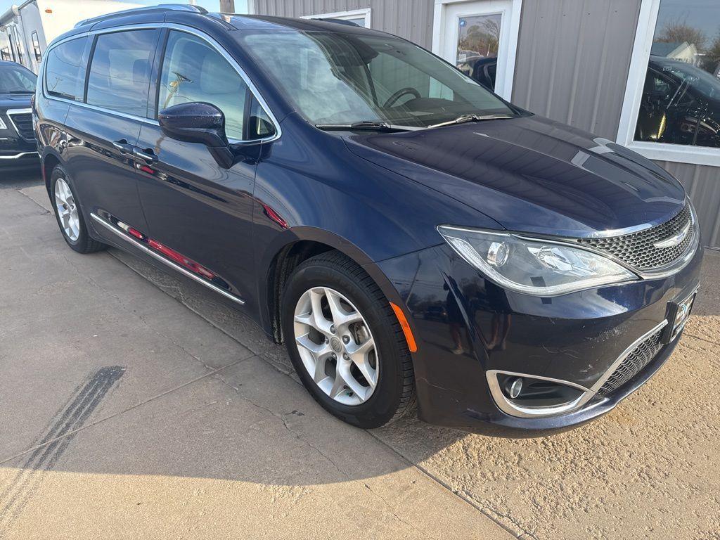 used 2018 Chrysler Pacifica car, priced at $13,995
