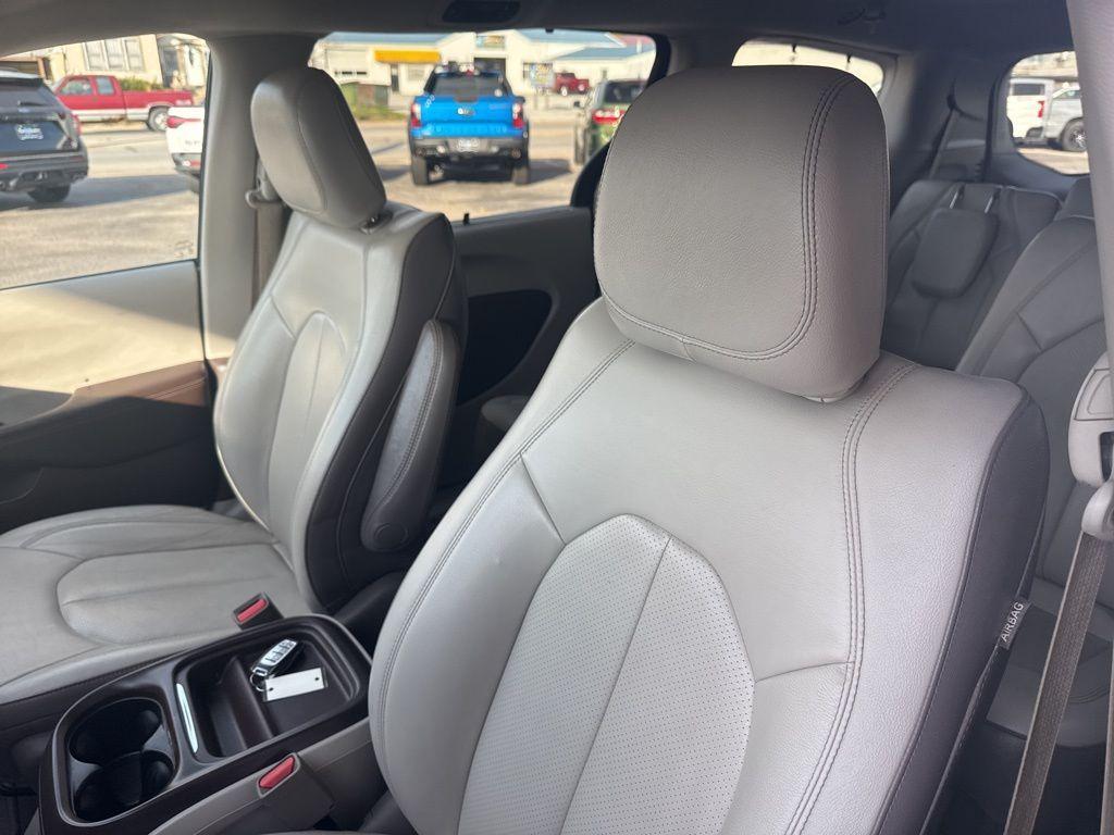 used 2018 Chrysler Pacifica car, priced at $13,995