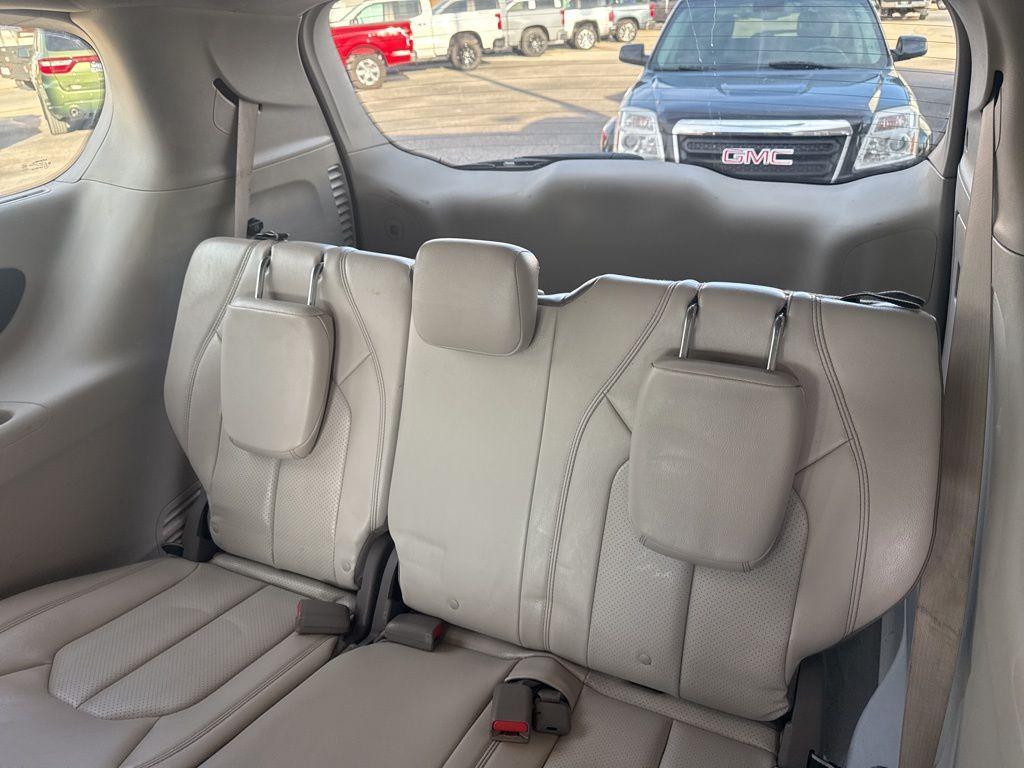 used 2018 Chrysler Pacifica car, priced at $13,995