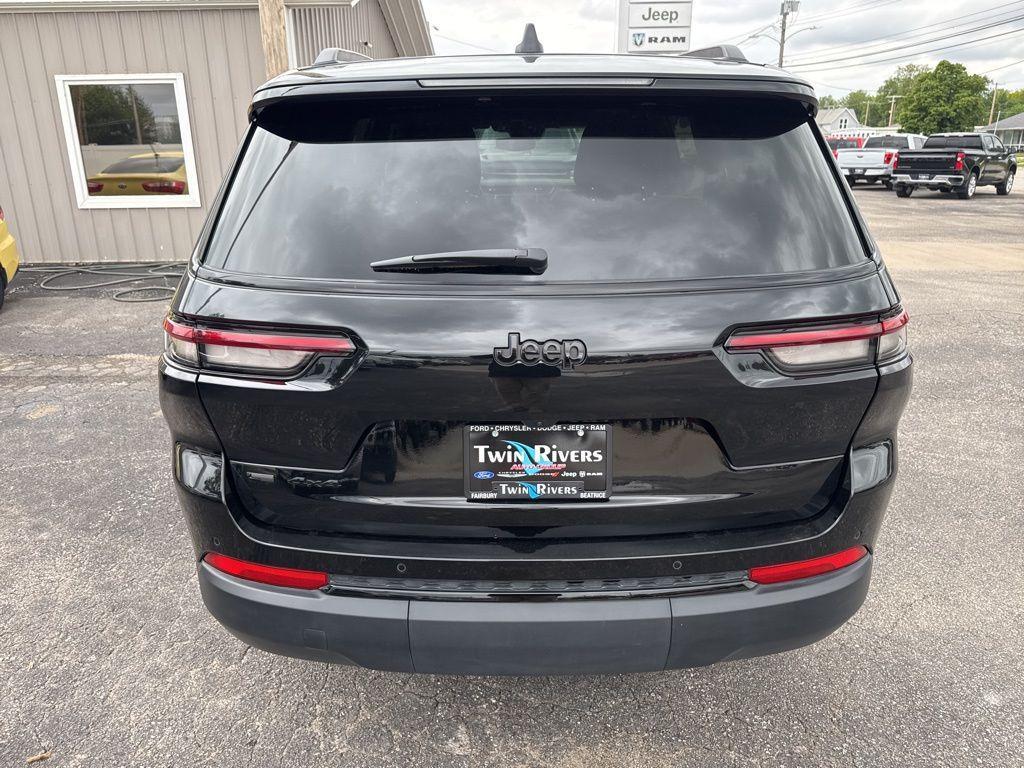 used 2022 Jeep Grand Cherokee L car