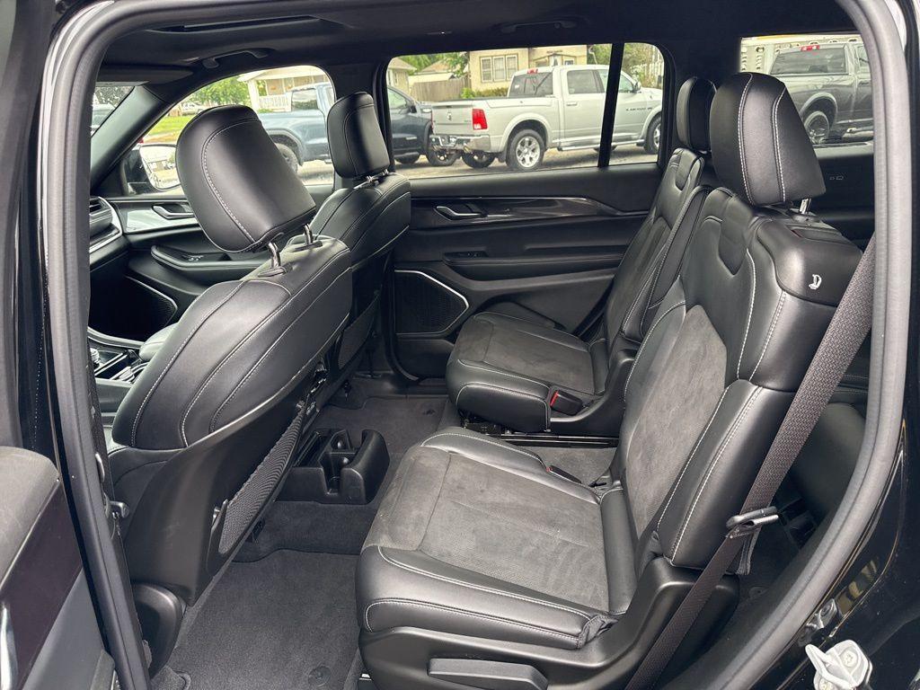 used 2022 Jeep Grand Cherokee L car
