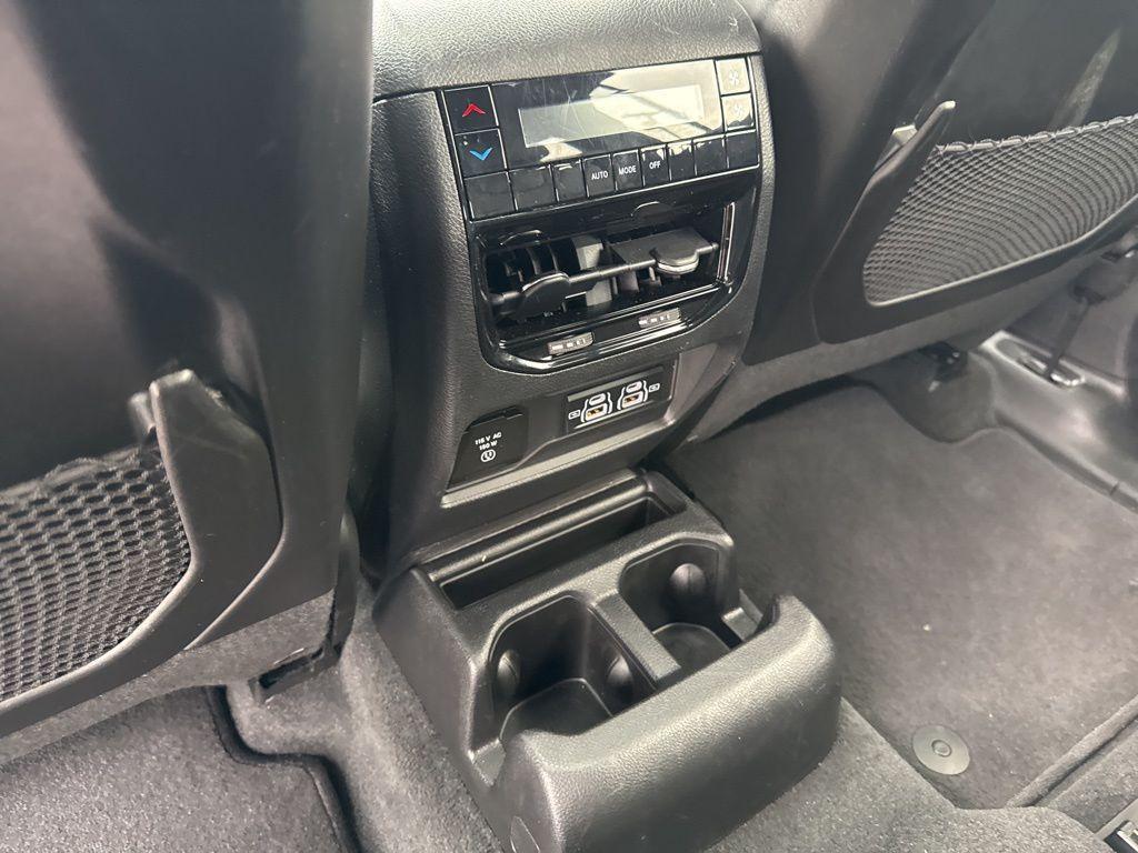 used 2022 Jeep Grand Cherokee L car