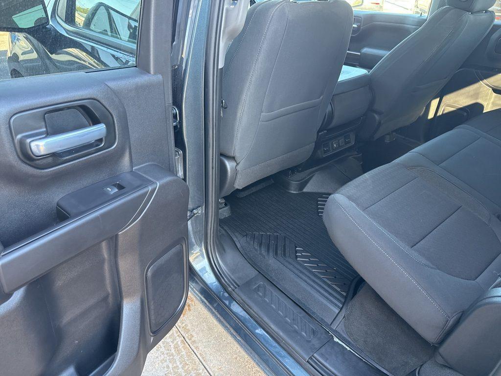 used 2021 Chevrolet Silverado 1500 car, priced at $32,995