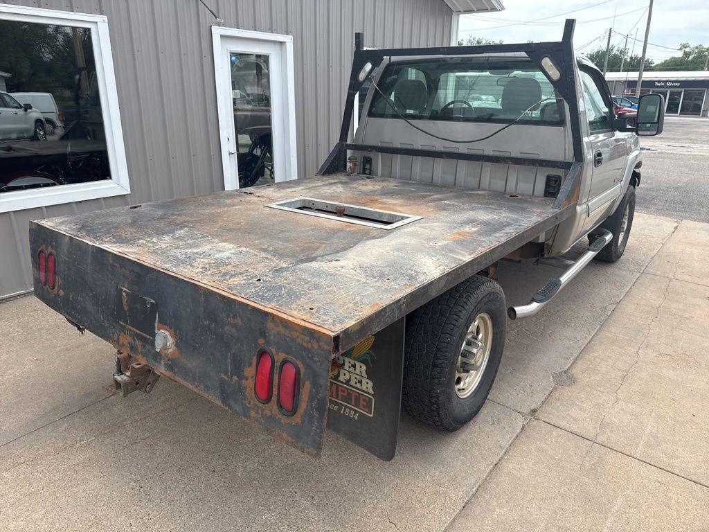used 2004 Chevrolet Silverado 2500 car