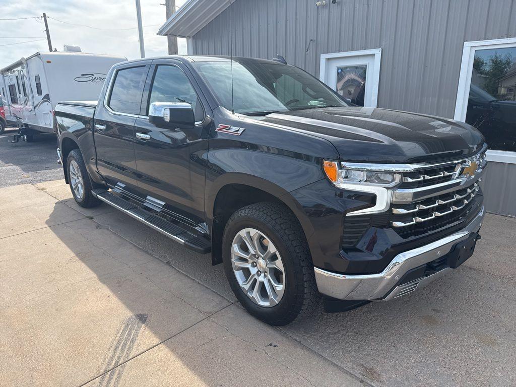 used 2024 Chevrolet Silverado 1500 car, priced at $52,885