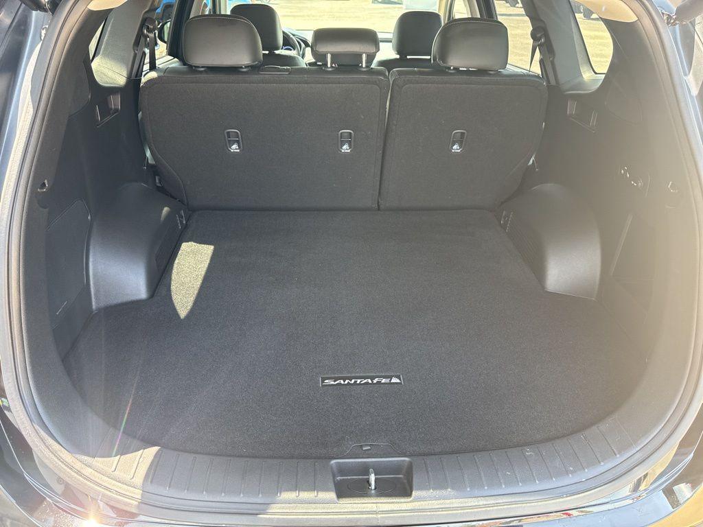 used 2022 Hyundai Santa Fe car, priced at $29,995