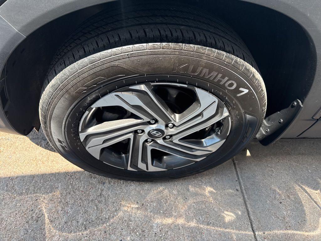 used 2022 Hyundai Santa Fe car, priced at $29,995